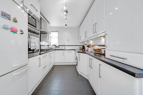 3 bedroom terraced house for sale, Attewood Avenue, London, NW10