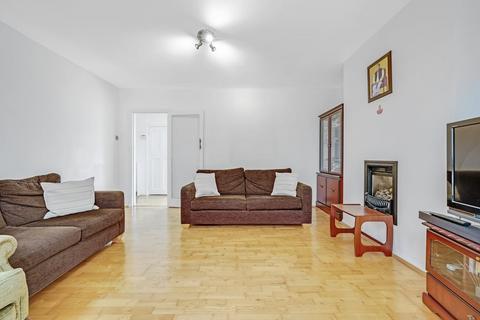 3 bedroom terraced house for sale, Attewood Avenue, London, NW10