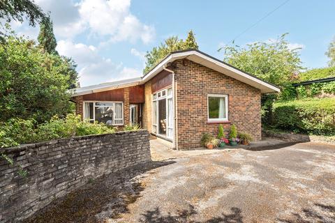 Woodcote Grove Road, Coulsdon CR5