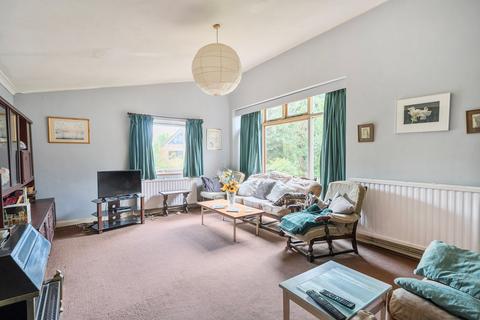 3 bedroom detached house for sale, Woodcote Grove Road, Coulsdon CR5