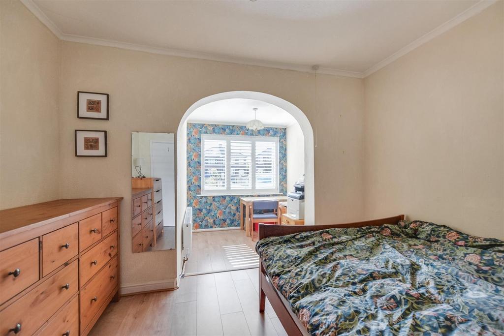 Bedroom 1 1.jpeg
