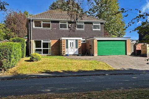 4 bedroom detached house for sale, Eastwood Road, Shrewsbury