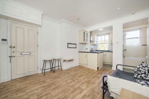 1 bedroom flat for sale, Chiswick Road, London W4