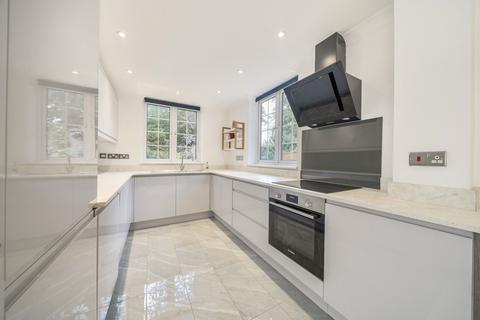 undefined, Kinnaird Close, Bromley