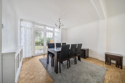 3 Kinnaird Close, Bromley, BR1 4HJ