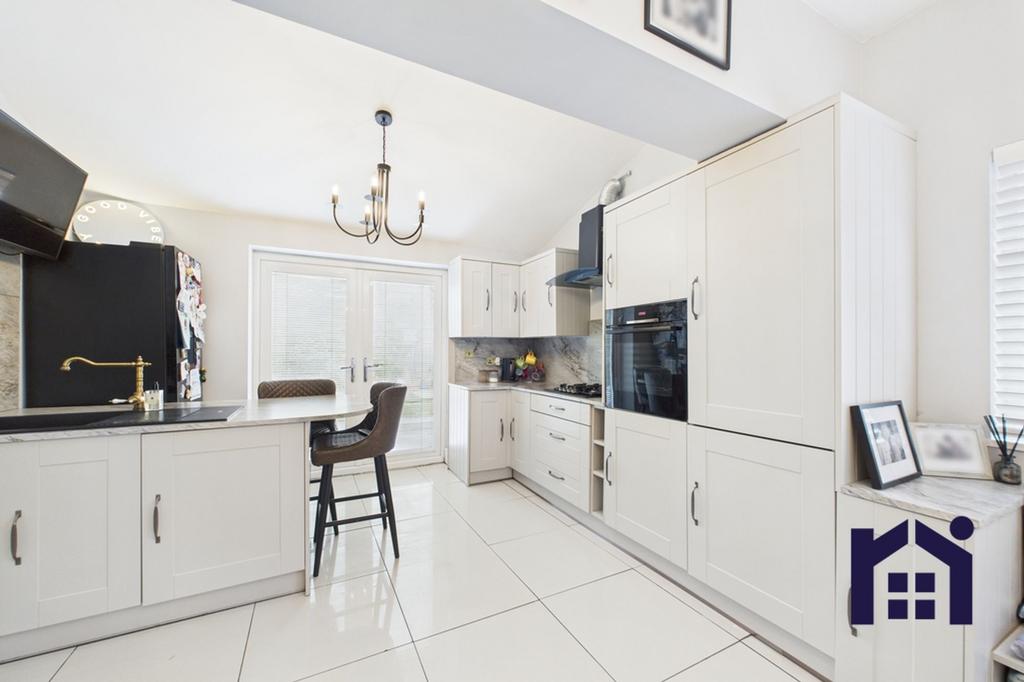 Dining kitchen