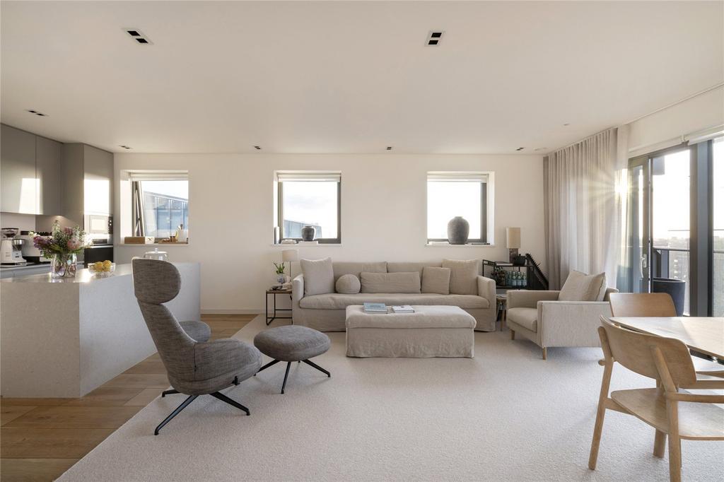 Kitchen/Reception