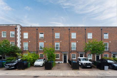4 bedroom maisonette for sale, Hastings Street, Woolwich, London, SE18
