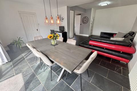 3 bedroom semi-detached house for sale, Staining Road, Staining FY3