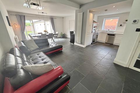 3 bedroom semi-detached house for sale, Staining Road, Staining FY3