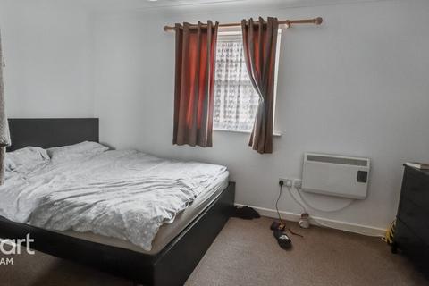 2 bedroom apartment for sale, Queensberry Place, London