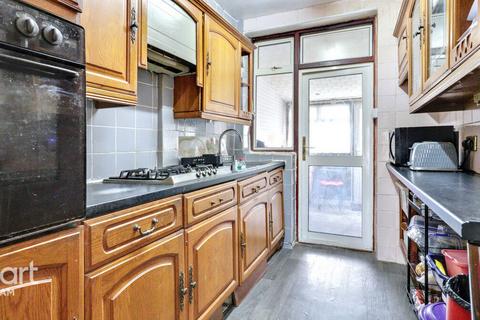 3 bedroom terraced house for sale, Lawrence Avenue, London