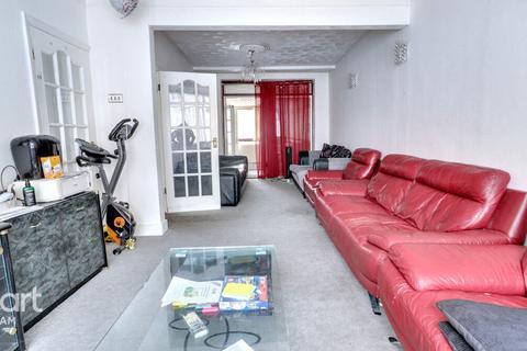 3 bedroom terraced house for sale, Lawrence Avenue, London
