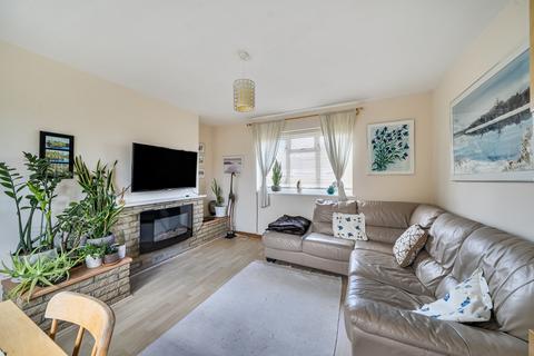 2 bedroom apartment for sale, Attlee Road, Hayes
