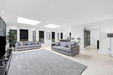 4 bedroom detached house for sale, Selsey Drive, East Didsbury, Manchester, M20