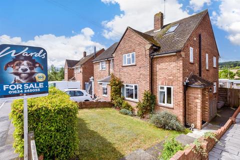 29 Meadow Crescent, Upper Halling, Rochester, ME2 1JJ