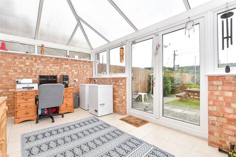 29 Meadow Crescent, Upper Halling, Rochester, ME2 1JJ