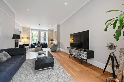 undefined, Warbeck Road, London, W12