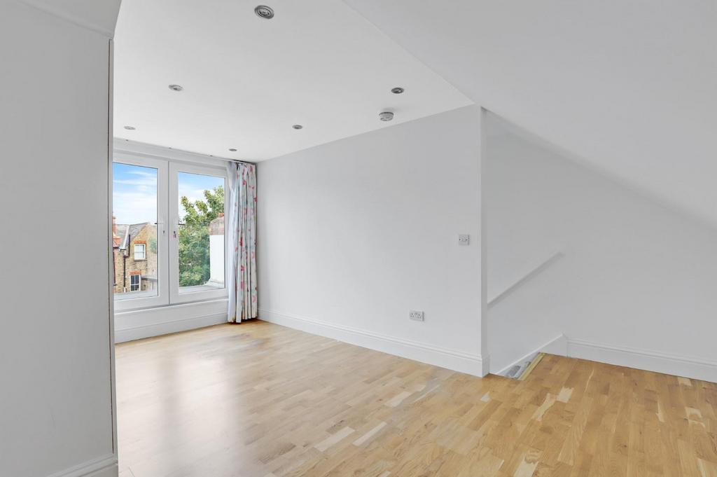 01-c901 JHProp World - 60 Larkbere Road - 1.jpg