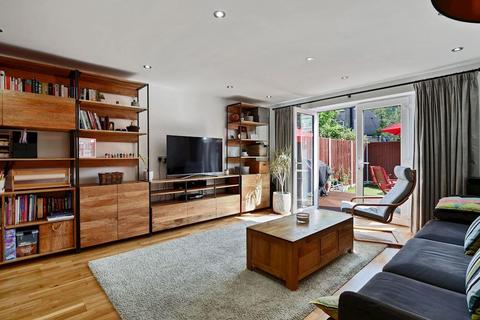 3 bedroom house for sale, Larkbere Road, London