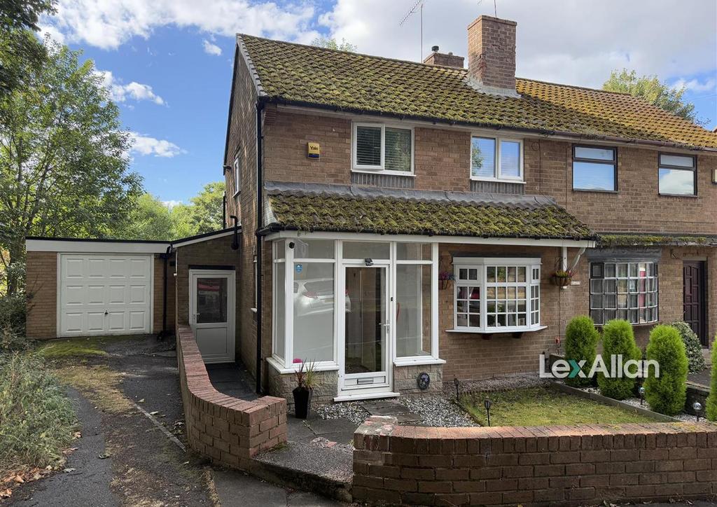 Barn Close Cradley Heath 2.jpg