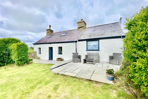 undefined, Garnfadryn, Pwllheli