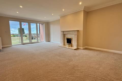 undefined, Ribble Point, Inner Promenade, Fairhaven, Lytham St Annes