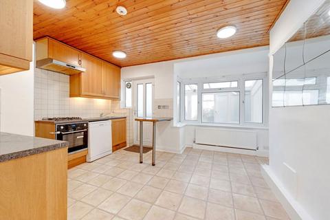 undefined, Federal Road, Greenford UB6