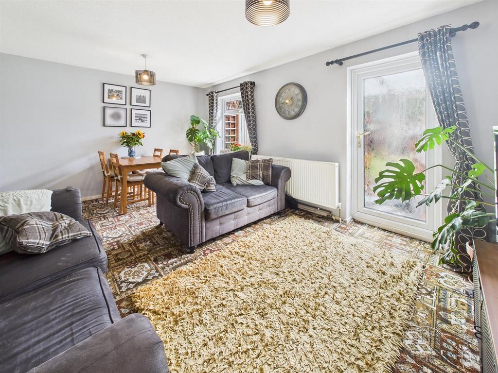 CAM05175 G0-PR0117-STILL021.jpg