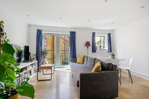 1 bedroom apartment for sale, Salmon Lane, London, E14