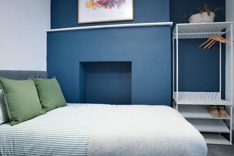 undefined, Bed 5, Borough Hotel, Great Crosshall Street, Liverpool