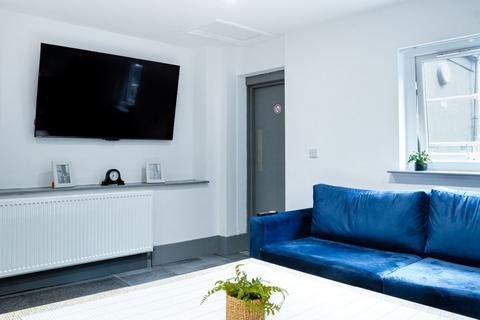 undefined, Bed 11, Borough Hotel, Great Crosshall Street, Liverpool