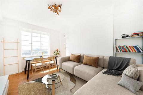 2 bedroom flat for sale, The Grampians, London W6
