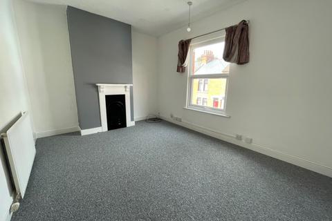 1 bedroom flat to rent, Stanhope Road, Kingsthorpe, Northampton, NN2