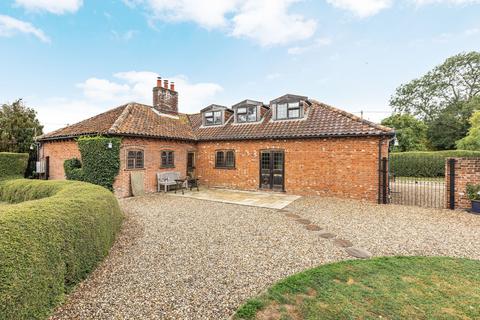 4 bedroom cottage for sale, Chain Free in Brisley