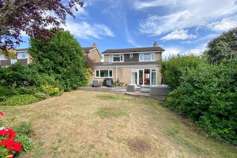 3 Crossways, Linton, Cambridge, CB21 4NQ