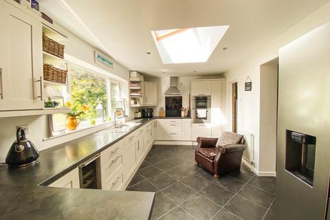 3 Crossways, Linton, Cambridge, CB21 4NQ