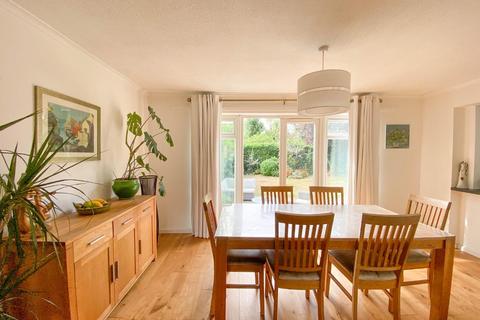 3 Crossways, Linton, Cambridge, CB21 4NQ