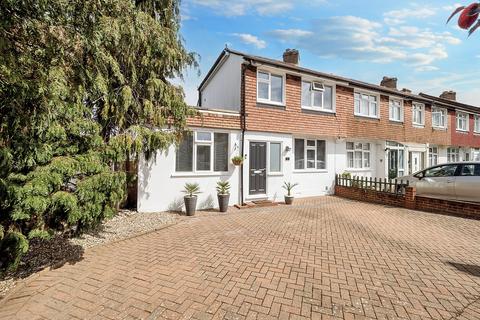 1 Firdene, Surbiton, KT5 9QQ