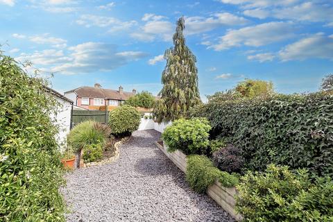1 Firdene, Surbiton, KT5 9QQ