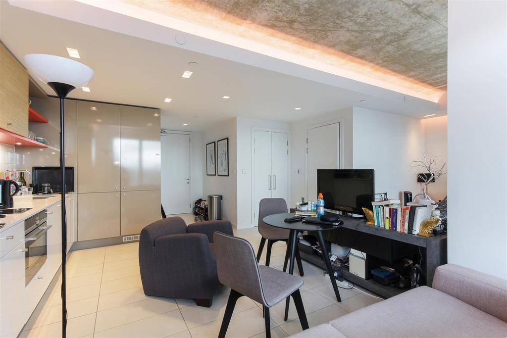 506 Hoola Tower E16 (3).JPG