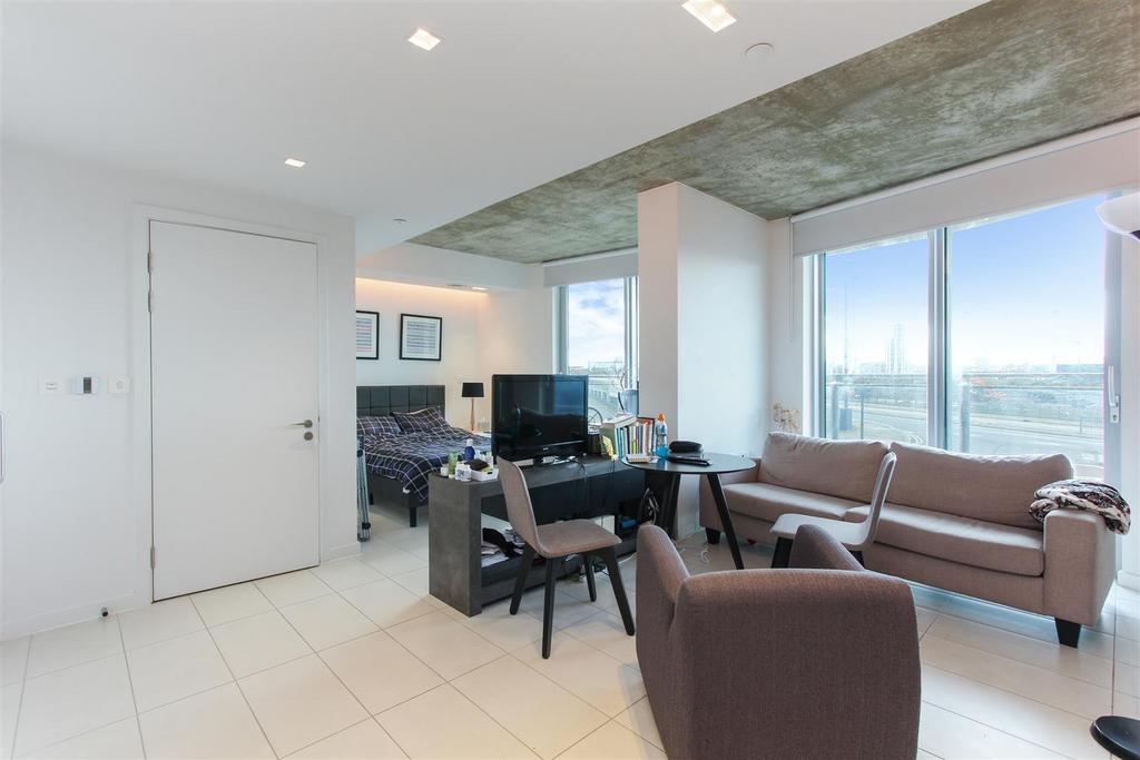 506 Hoola Tower E16 (4).JPG