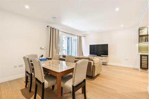 2 bedroom apartment for sale, Lockgate Road, London