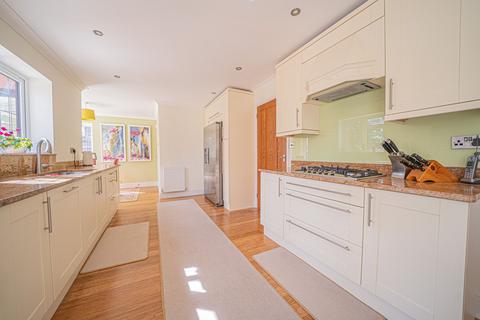 29 Saracen Drive, Balsall Common, Coventry, CV7 7UA