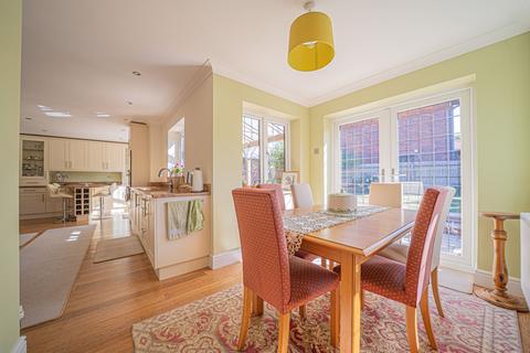 29 Saracen Drive, Balsall Common, Coventry, CV7 7UA