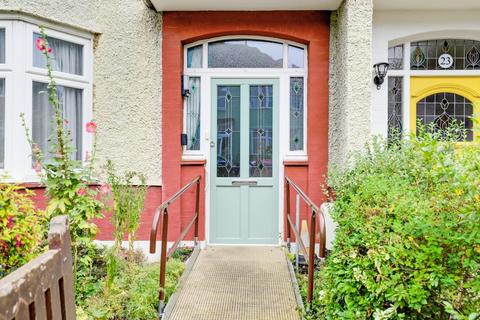 Tannsfeld Road, London