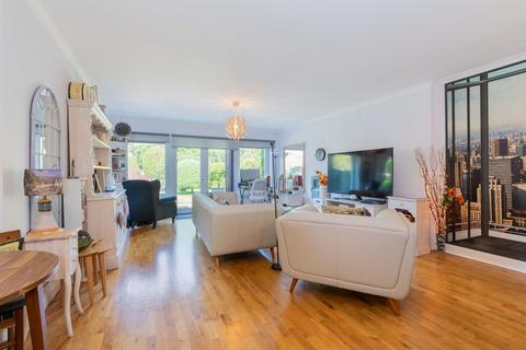 undefined, Ascot Road, Maidenhead SL6