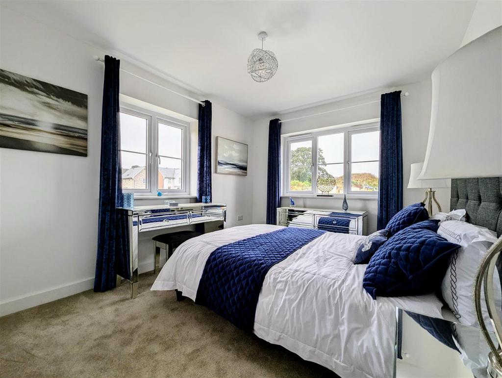 PXL 20240903 100240247~2.jpg