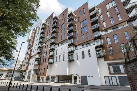 undefined, John Donne Way, London
