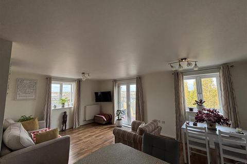 2 bedroom apartment for sale, Four Chimneys Crescent, Hampton Vale, Peterborough